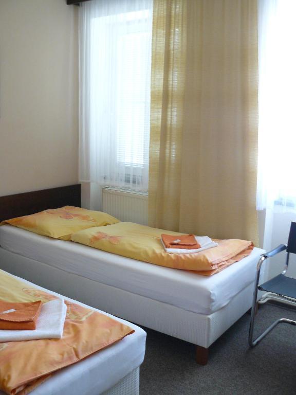 Hotel Bila Ruze Брно Номер фото
