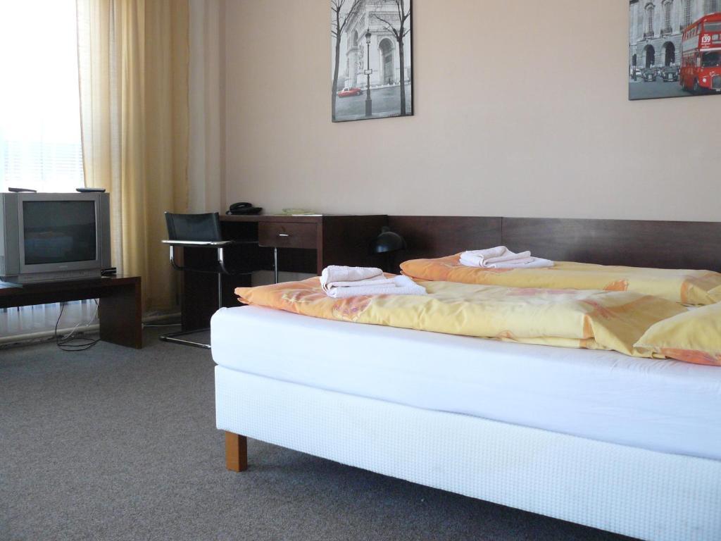 Hotel Bila Ruze Брно Экстерьер фото